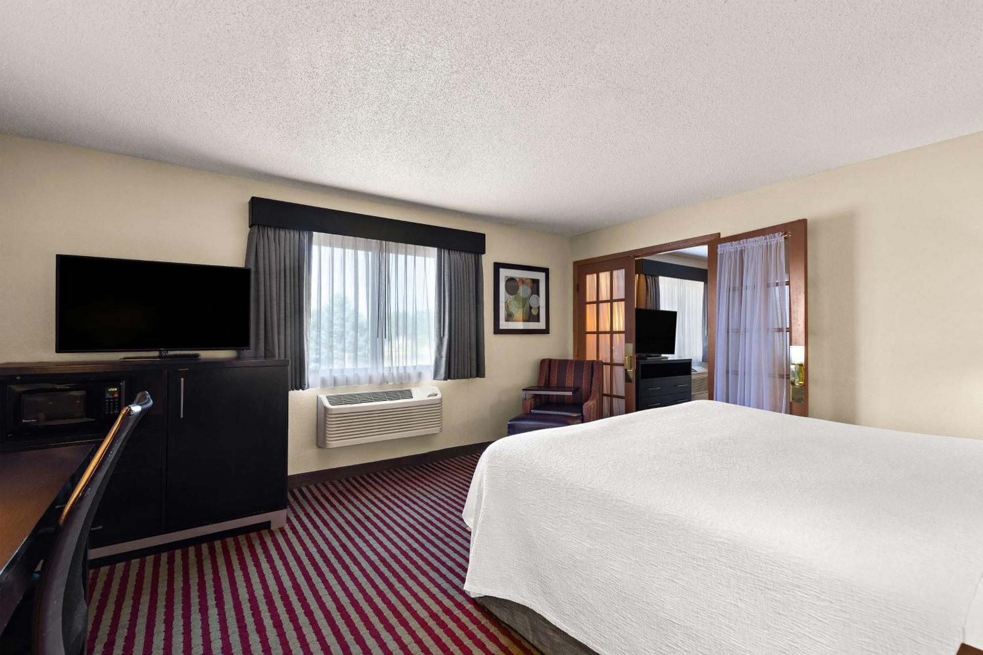 Best Western Germantown Inn Buitenkant foto